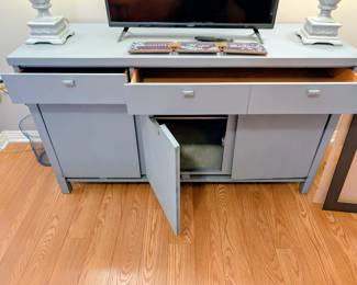 #32 Dresser 56"Wx19"Dx38"H $85