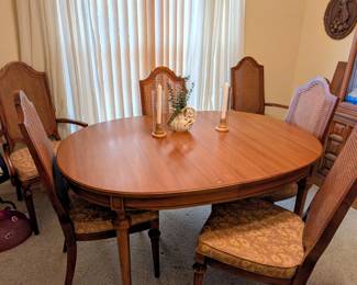 #18 Dining Room Table w/6 Chairs & 2 Leafs $335 58"W (78"W w/leaves)x42"Dx29"H