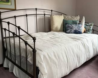Wrought iron day bed