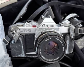 Canon AV-1