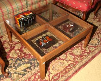 Display your collectables between glass