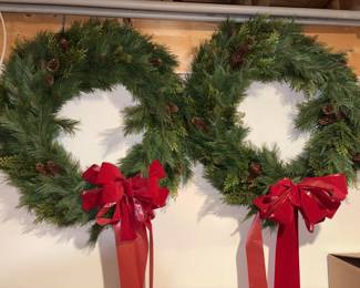 Large Christmas Wreaths!
