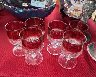 Vtg King’s Crown Ruby Red Thumbprint Cordial Glasses!
