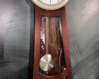 Howard Miller Dual Chime Pendulum Clock!