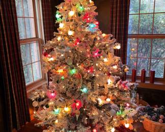 Flocked Christmas Tree w/Lights & Ornaments!