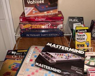 Vtg Deluxe Triple Yahtzee, Seinfeld Scene It DVD Game, Pictionary 1989 Party Edition, Pressman Mastermind Game, Etc!
 
