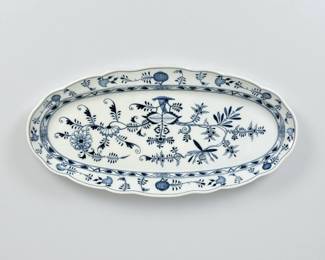 Meissen Porcelain Blue Onion Oval Serving Platter