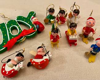 vintage hand painted wooden ornaments in the style of Erzgebirge 