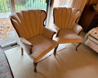 Hollywood Regency, Shell-back chairs