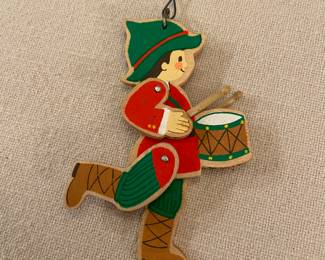 Vintage Hallmark keepsake ornament, drummer boy jointed puppet