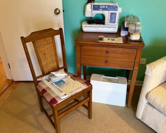 Brother CS100 Computerized Sewing Machine, and sewing Cabinet