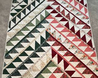 Q3 - $100. Like New Lap Quilt. Measures 64.5" x 67.5". Great Holiday Colors!