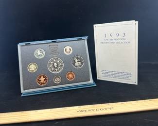 J21 - $40. 1993 United Kingdom Proof Coin Collection.