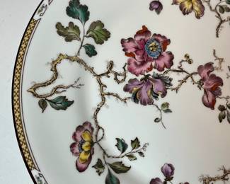 C22 - $250 Set. Wedgwood Bone China England "Swallow" Pattern. 8 - Dinner Plates 10.75". 8 - Salad Plates 8". 8 - Bread Plates 6". 8 - Saucers 5.75".