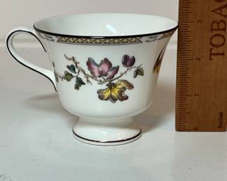 C22 - $250 Set. Wedgwood Bone China England "Swallow" Pattern. 8 - Dinner Plates 10.75". 8 - Salad Plates 8". 8 - Bread Plates 6". 8 - Saucers 5.75".