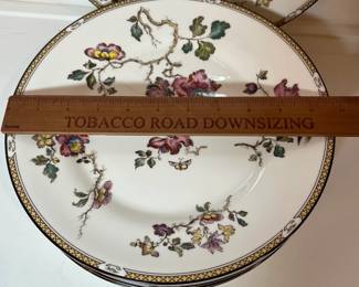 C22 - $250 Set. Wedgwood Bone China England "Swallow" Pattern. 8 - Dinner Plates 10.75". 8 - Salad Plates 8". 8 - Bread Plates 6". 8 - Saucers 5.75".