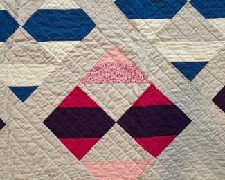 Q12 - $100. Like New Quilt. Measures 55" x 61" (throw / lap size)