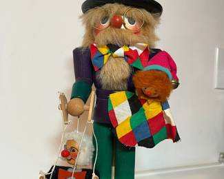 C65 - $100. Puppeteer Nutcracker. Made in West Germany. Measures 16.25" tall. Holzkunst Christian Ulbricht.