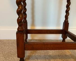 C74 - $75. Single Oval Side Table with Barley Twist Legs. Measures 23.5" x 16" x 28.5" tall. Does have some water rings on the top but sturdy.