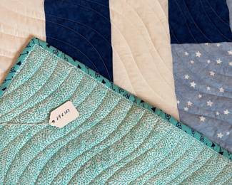 Q8 - $150. Like New Quilt. Measures 89" x 107" (Queen / King Size)