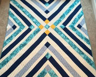 Q8 - $150. Like New Quilt. Measures 89" x 107" (Queen / King Size)