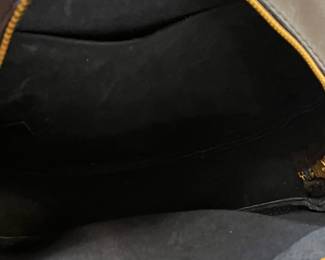 C69 - $50. Portland Leather Goods - Deep Water Blue Crossbody Purse. Measures 9" round + Strap.