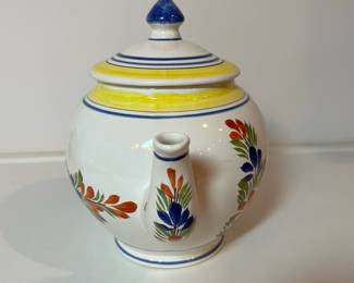 C14 - $250 SET. Includes 2 - 10" Dinner Plates. Cream & Sugar. 2 Coffee/Tea Cups 4" x 2.5". 2 Saucers 6.5". Teapot 9.75" x 7.5" tall.