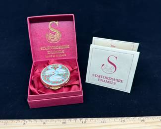 J8 - Staffordshire Enamels Hinged Lidded Trinket Box. Christmas 1990. Limited Edition #166/1000.