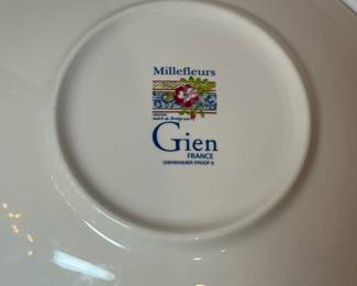 C26 - $75. Millefleurs by Isabelle De Borchgrave. Pasta Bowl/Serving Bowl. Measures 12" x 2" tall.