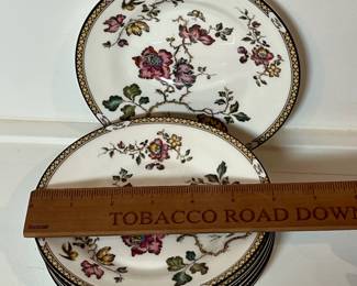 C22 - $250 Set. Wedgwood Bone China England "Swallow" Pattern. 8 - Dinner Plates 10.75". 8 - Salad Plates 8". 8 - Bread Plates 6". 8 - Saucers 5.75".