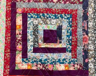 Q6 - $140. Like New Quilt. Measures 92" x 105" (Between Queen / King Size)