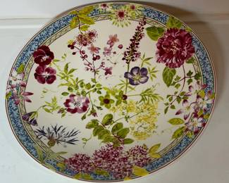 C26 - $75. Millefleurs by Isabelle De Borchgrave. Pasta Bowl/Serving Bowl. Measures 12" x 2" tall.