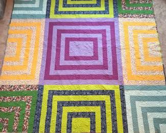 Q7 - $150. Like New Quilt. Measures 94" x 96" (Queen Size)