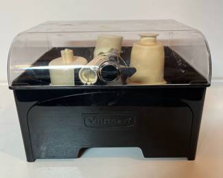 C47 - $125. Cuisinart Elite Collection Food Processor in Stainless Finish. 14 Cup Capacity with a 4.5 cup work bowl. Includes disc holder & attachments.