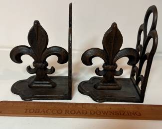 C17 - $25 PAIR. Fleur de Lis Bookends. Cast Iron/Metal. Measures 5" x 7".