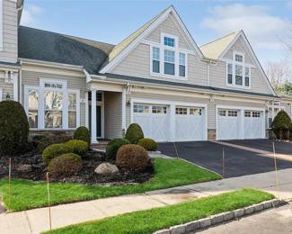 LAKE GROVE ESTATE HOME