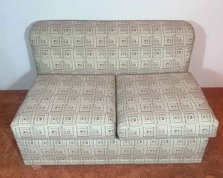 Geometric Classic Gallery Settee