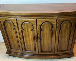 Thomasville Furniture Entry Cabinet