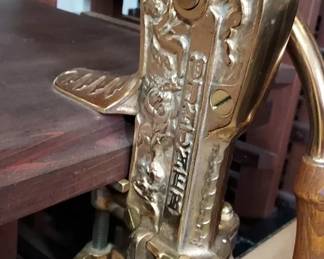 Tabletop Vintner Roger Corkscrew