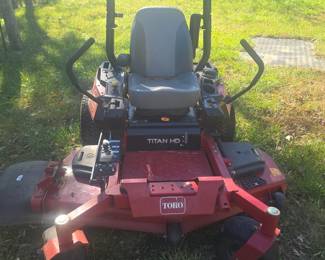 Toro Zero turn mower 60 inch with only 225 hours