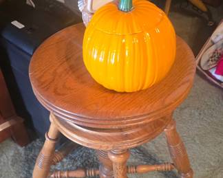 Vintage Oak Piano Stool 