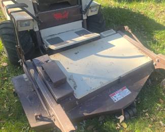 Grasshopper 721 Zero turn mower with bagger 62 inch cut only 906 hours