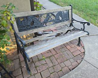 Cast iron and wood garden bench with Horse Design 