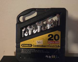 #11	Stanley combination wrench set 20 pieces with case SAE	 $30.00
