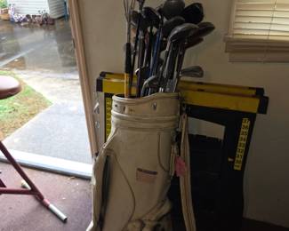 #19	Golf clubs with white bag	 $30.00