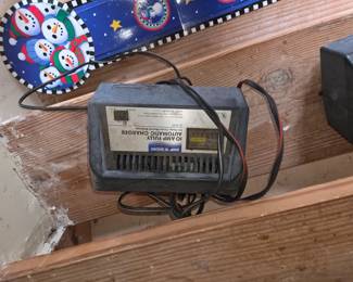 #23	Ship 'N Shore 10amp charger	 $20.00