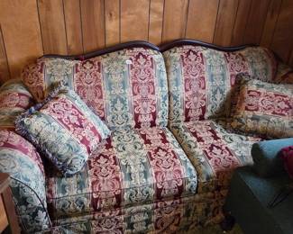 #40	Floral love seat 68"	 $20.00