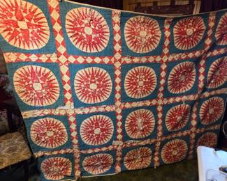 #80	Starburst quilt 72x92 (tears)	 $35.00