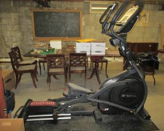 Duncan Phyfe ?? table and chairs