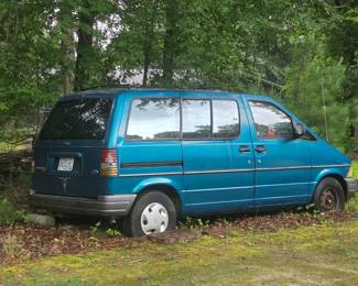 1993 Ford Aerostar Van....been sitting for many years ....needs work... does not run
Taking Offers
